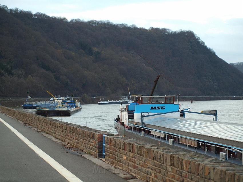 Schiff gesunken St Goarhausen Loreley P396.jpg